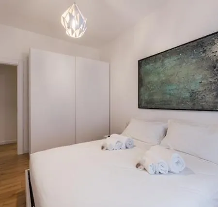 The Fifth Luxury Near Luiss Viale Libia Apartmán